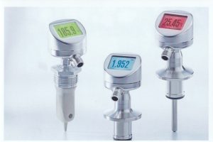 BAUMER Trio ofUltraCompact TRIO OF ULTRA COMPACT SENSORS RAISE THE BAR FOR MEASURING TEMPERATURE, PRESSURE AND CONDUCTIVITY