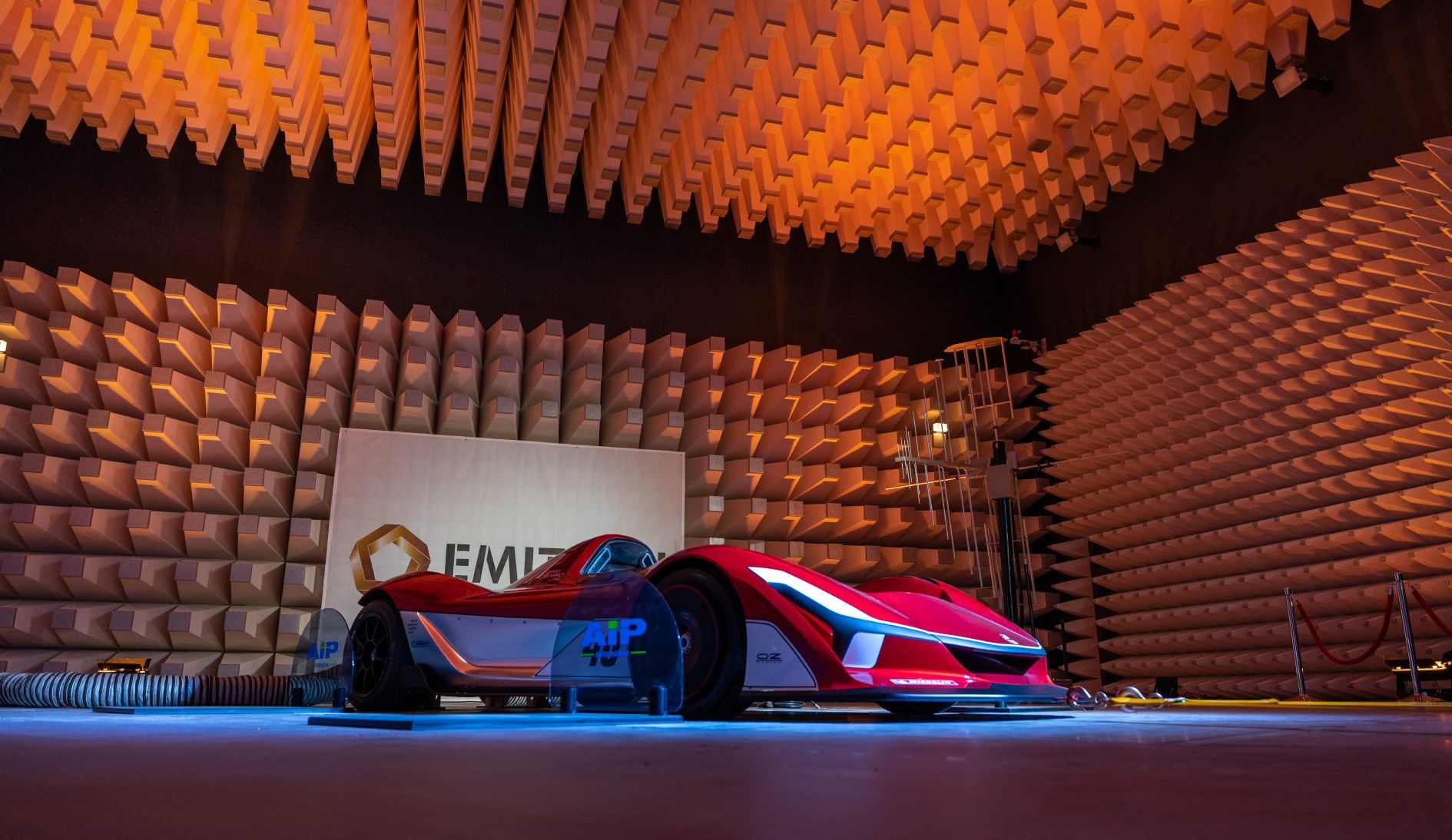 Emitech TGC 200 67830 002 Rohde & Schwarz supplies Emitech's new vehicle test center in France with its EMC test system