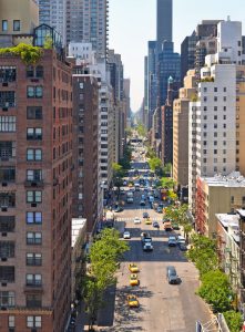 FCL071 Image of an ubran canyon FocalPoint and STMicroelectronics enter into a commercial agreement to deliver enhanced GNSS reliability for automotive applications