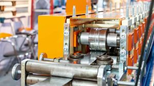 IFM109Proxdistancesensorapp ifm cuts the cost of precision distance measurement