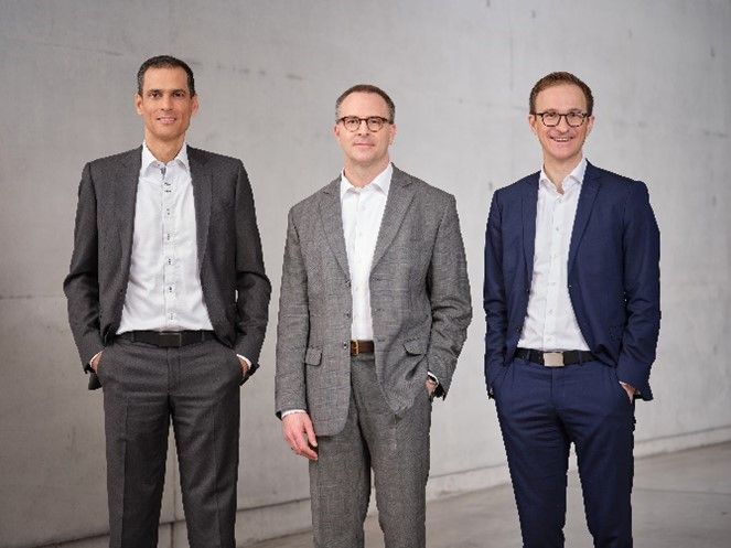 Lueze says it has Production at full capacity and 25 percent growth in sales