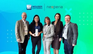 MR590Ae TailerAwardNepxeria Mouser Electronics Named e-Tailer of the Year Award by Nexperia