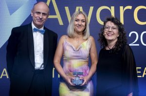 SMEApprenticeOfYear HostInShot WilliamsJetTenders AnishaRoberts TaniaGandamihardja KateBellingham EnginuitySkillsAwards2023 1 ENGINUITY’S 10th ANNUAL SKILLS AWARDS TO TAKE PLACE AT SMART MANUFACTURING & ENGINEERING WEEK 2024