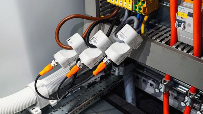 STEGO Smart Sensor Current ESS 076:  Precise Measurement of Power Consumption in Industrial Plants