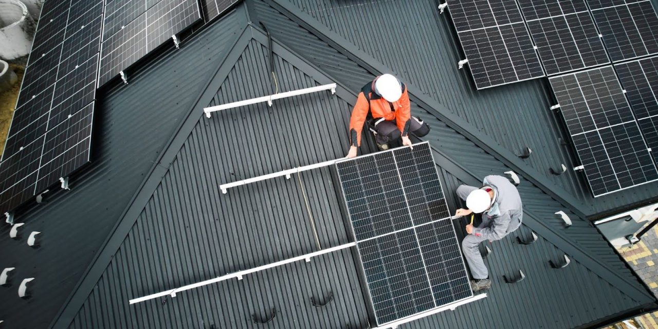 Green skills surge as low-carbon tech rewires UK homes and careers