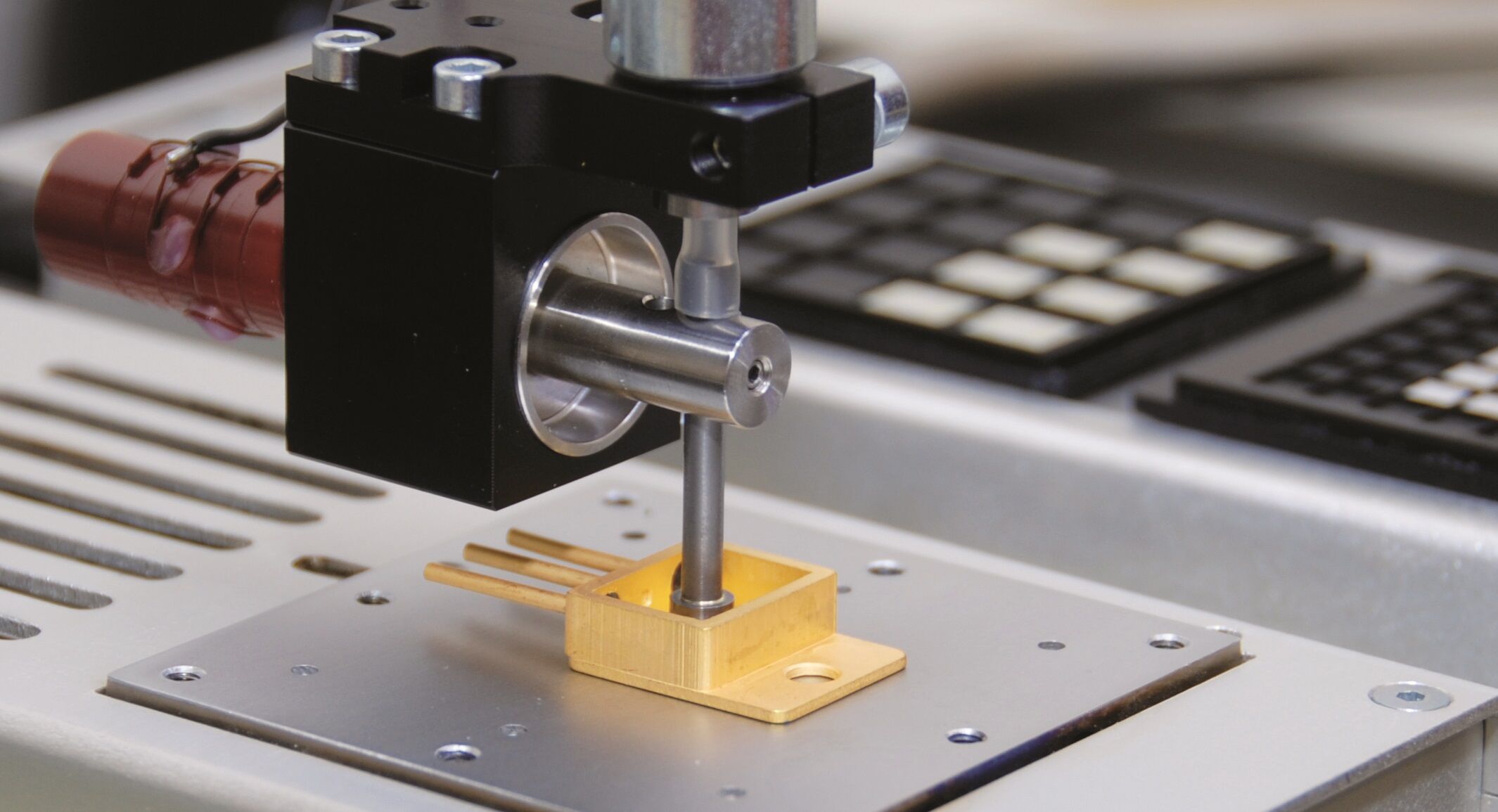Thermosonic in golden Perfect connection