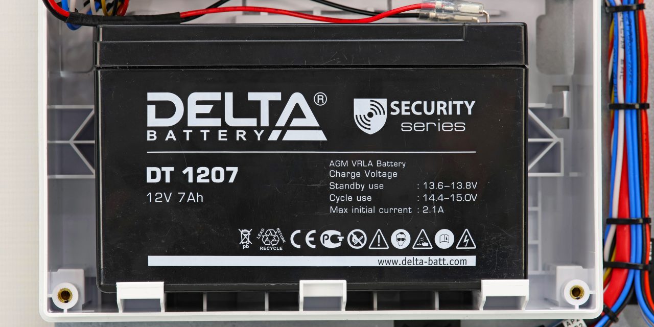 Keeping telecoms online: Maintaining connectivity with load bank tested backup batteries