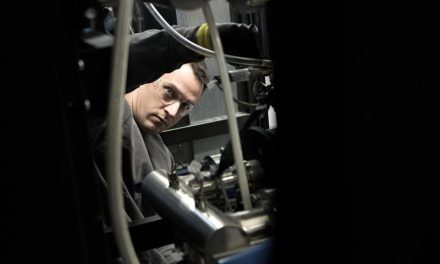 Vertiv Announces Global Launch of Liquid Cooling Services Portfolio  to Support Systems for AI and High-Density Compute Applications