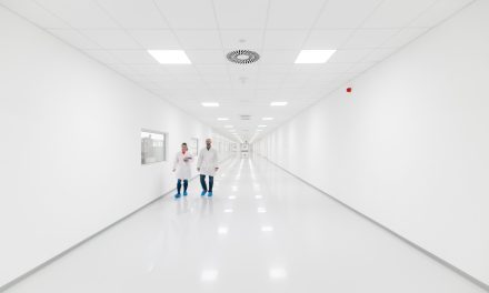 E-mobility in the best light: Zumtobel illuminates InoBat’s new battery cell production facility