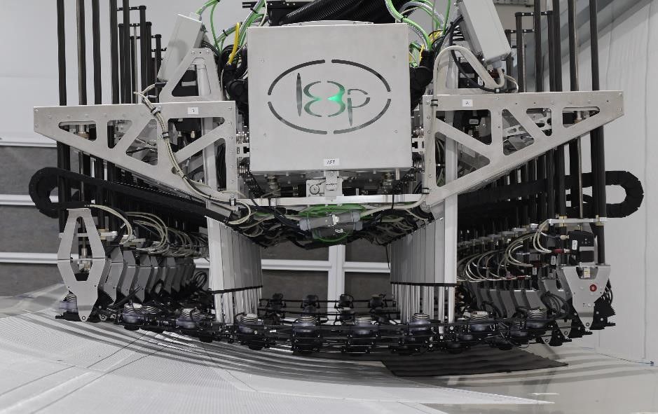 FANUC & Loop Technology sign aerospace deal for largest robots ever ordered in UK