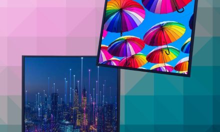 AUO Unveils New Square Displays in 28″ and 44″ Sizes